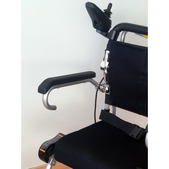 Silla ruedas electrica plegable Libercar Mistral10