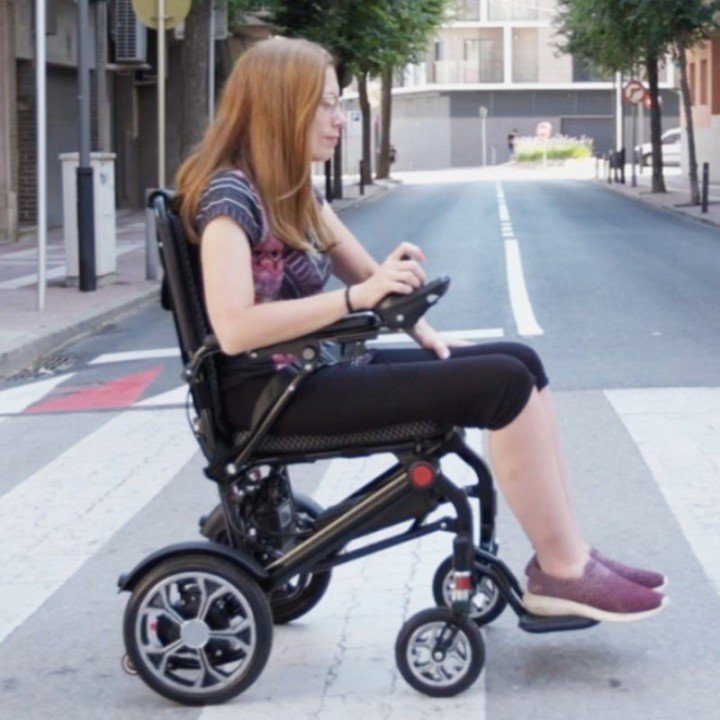 Silla eléctrica ligera y plegable R650