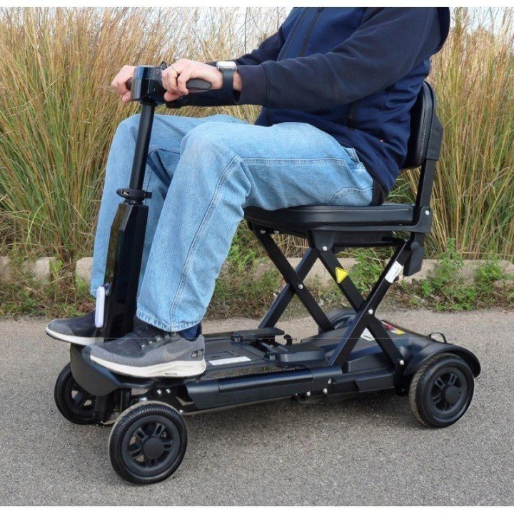 Scooter eléctrico plegable Modena Confort