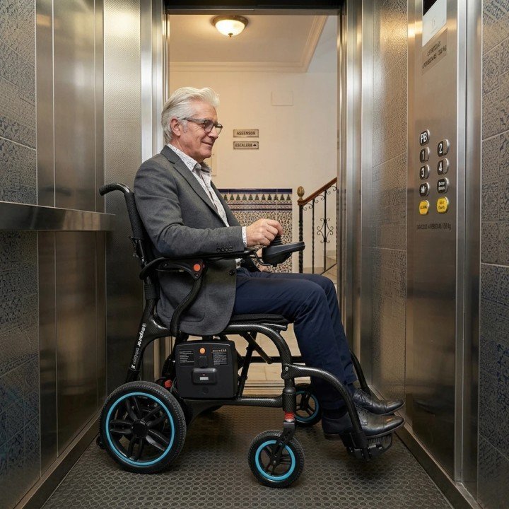 Silla Eléctrica Plegable de Carbono I-Explorer Ultra Ligera para Viajes y Personas Mayores